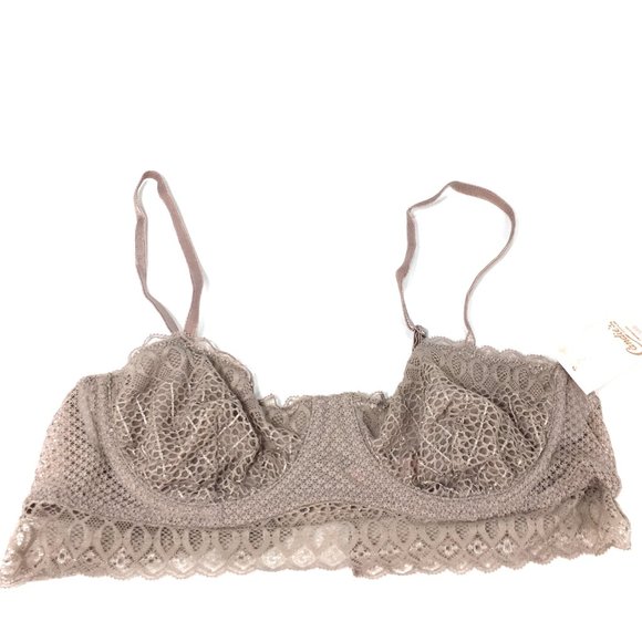 NWTCandies 2 Bras Scalloped Trim Unlined Red Tan 34A Mesh Adjustable Straps NEW - Picture 5 of 9